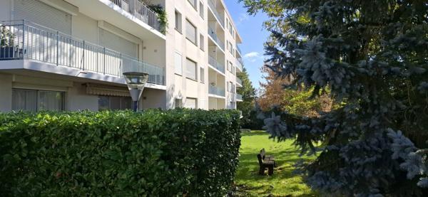 Dpt Aisne (02), à vendre SAINT QUENTIN Appartement T5 Parking