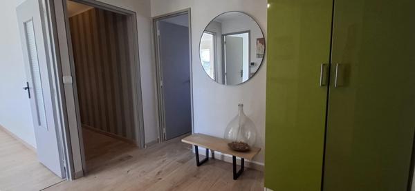 Dpt Aisne (02), à vendre SAINT QUENTIN Appartement T5 Parking