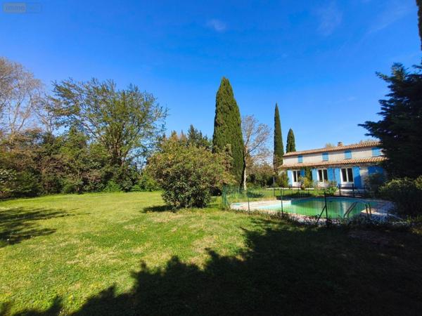 Maison à vendre à Saint-Martin-de-Crau dans les Bouches-du-Rhône (13310), ref : 075/204   
CAPHAN