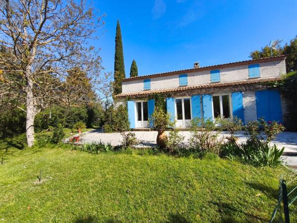 Maison à vendre à Saint-Martin-de-Crau dans les Bouches-du-Rhône (13310), ref : 075/204   
CAPHAN