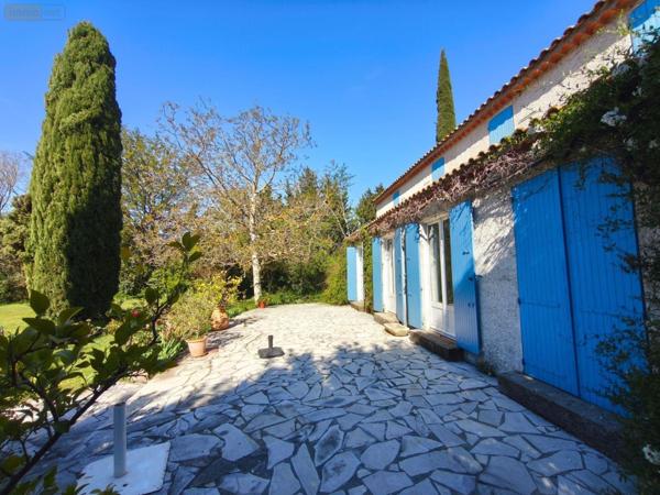 Maison à vendre à Saint-Martin-de-Crau dans les Bouches-du-Rhône (13310), ref : 075/204   
CAPHAN