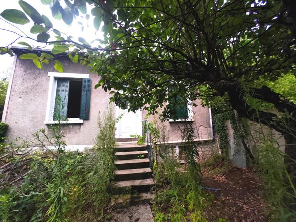 Immeuble 6 pièces - 100 m²