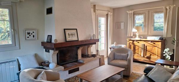 Maison à vendre à Savigné-l'Évêque dans la Sarthe (72460), ref : 013-2083