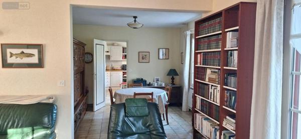 Maison à vendre à Savigné-l'Évêque dans la Sarthe (72460), ref : 013-2083