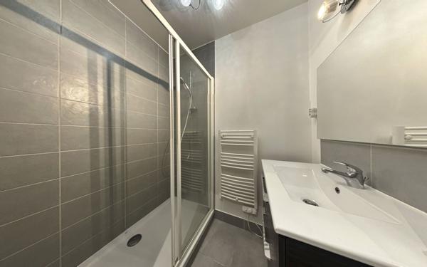 Appartement à louer    2 pièces • 57,37 m2 Lyon 9