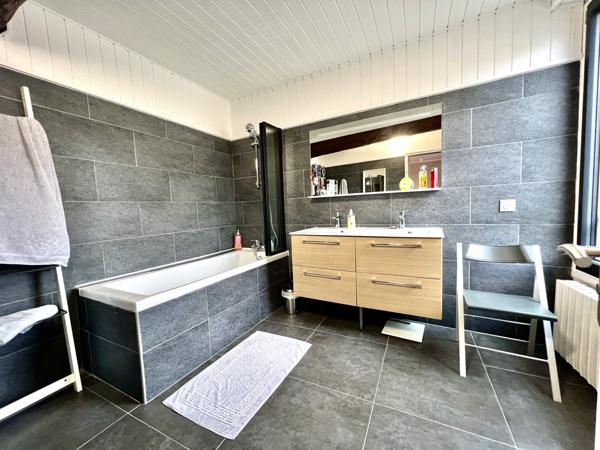 Saclay (91400) Maison de 133m2 à Saclay bourg