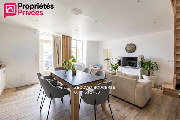 BAIS 35680- 3 CHAMBRES- GARAGE-188 980 EUROS HAI- JARDIN