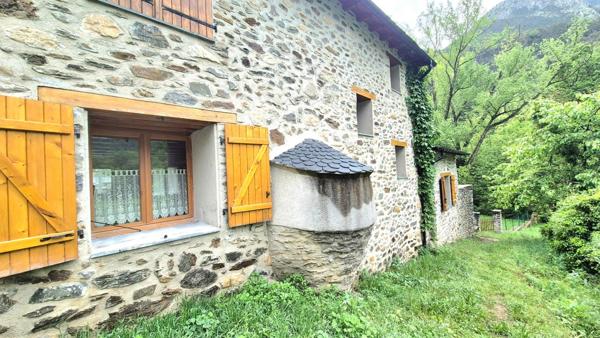 Maison à vendre dans petit hameau