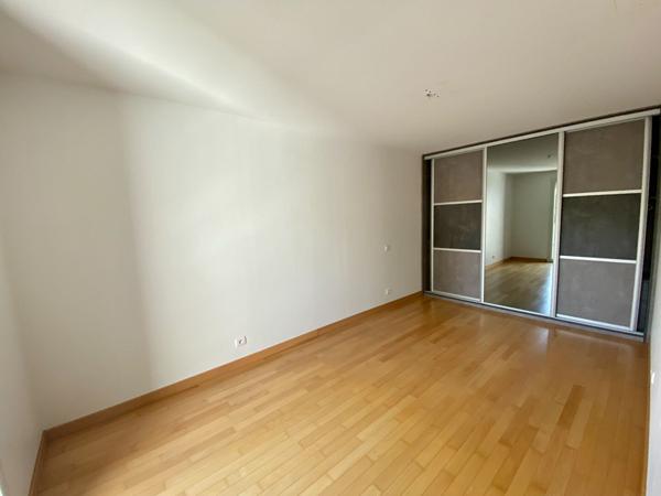 Location maison Nantes : 1 757 € - AJP Immobilier Nantes Rond-Point de Rennes