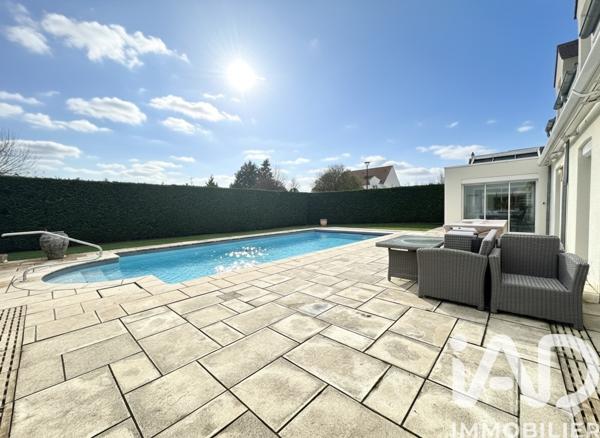 Maison à vendre 8 pièces 254 m² Servon