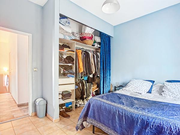 Maison spacieuse 140 m2 sur Parcelle 650 m2 avec piscine à vendre  -  Secteur Saint-Loup 13010 Marseille