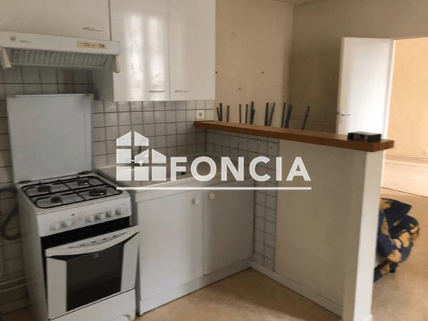 Location Appartement 2 pièces 33.4 m² - 20 RUE CATHALA COTURE Cahors 46000