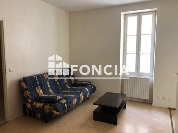 Location Appartement 2 pièces 33.4 m² - 20 RUE CATHALA COTURE Cahors 46000
