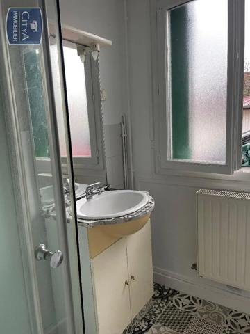 Appartement à louer 3 pièces 47.63m² Châtenoy-le-Royal (71880)