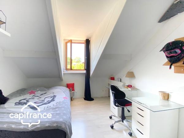 Maison à vendre 6 pièces LES AVENIERES (38)