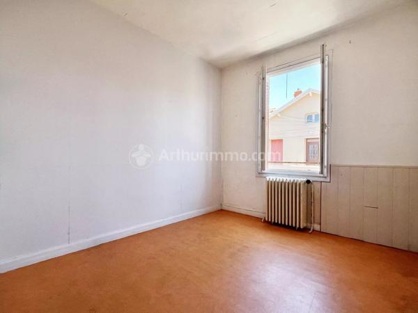 Vente                                                      Maison
                        
                     3 pièces                      55 m2                     à Chamalières
