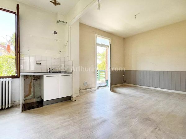 Vente                                                      Maison
                        
                     3 pièces                      55 m2                     à Chamalières