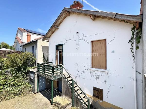Vente                                                      Maison
                        
                     3 pièces                      55 m2                     à Chamalières