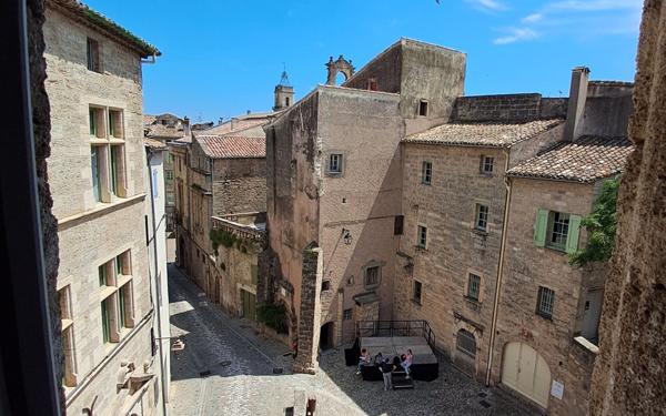 Appartement à vendre    3 pièces •  Pézenas