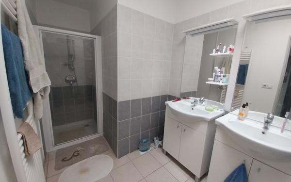 Appartement à vendre    3 pièces •  Pézenas