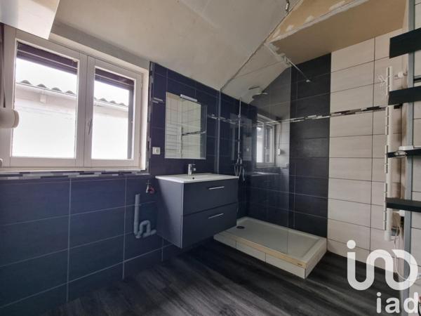 Maison 4 pièces de 70 m² à Isbergues (62330)