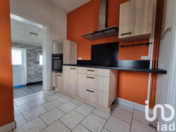 Maison 4 pièces de 70 m² à Isbergues (62330)