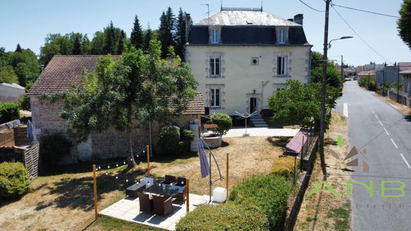 Ancien hôtel restaurant dans le Périgord Vert