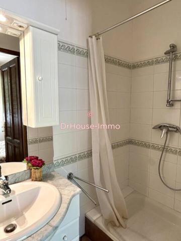 Maison à vendre 8 pièces de 202 m²