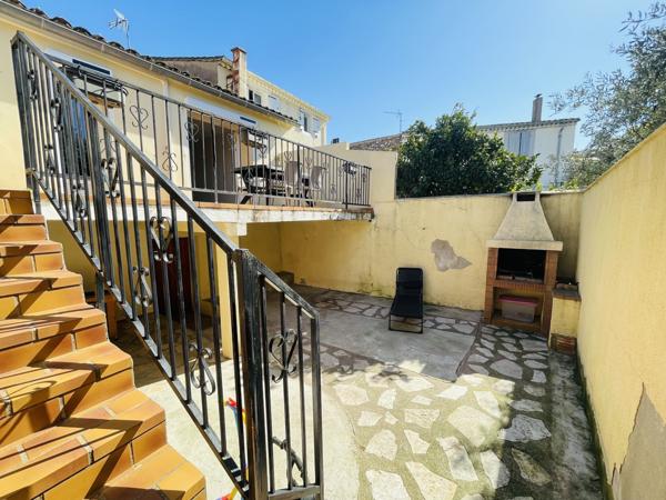 Vigneronne rénovée lumineuse - extérieurs - garage de 95 m²