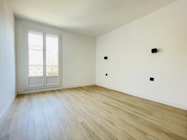 Vigneronne rénovée lumineuse - extérieurs - garage de 95 m²
