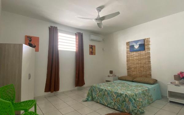 Maison à louer    5 pièces •  Sainte-Rose