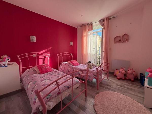 Maison  6 pièce(s) 136.77m2