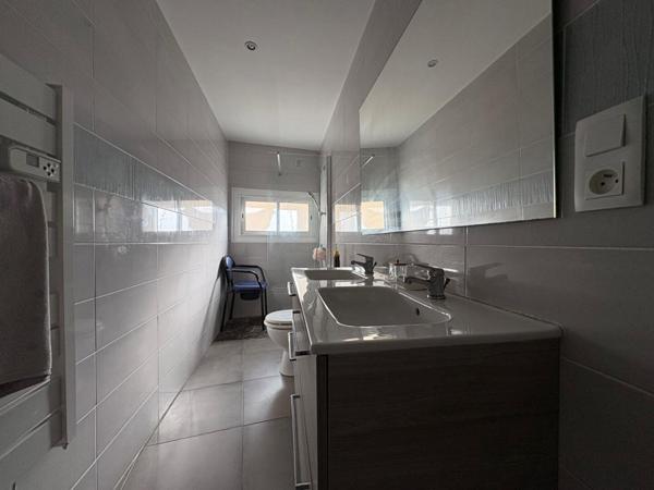 Maison  6 pièce(s) 136.77m2