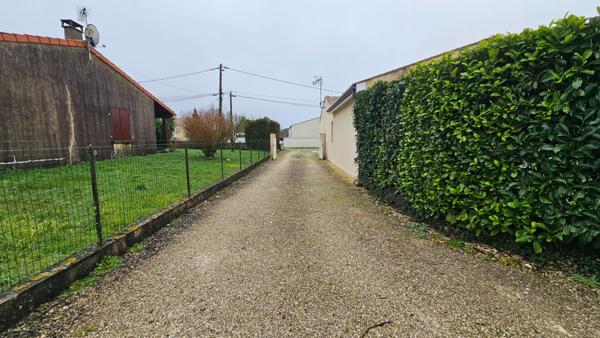 MAISON A LOUER MEUBLEE SUR ARVERT PROCHE COMMERCES