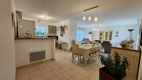 MAISON A LOUER MEUBLEE SUR ARVERT PROCHE COMMERCES