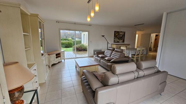 MAISON A LOUER MEUBLEE SUR ARVERT PROCHE COMMERCES