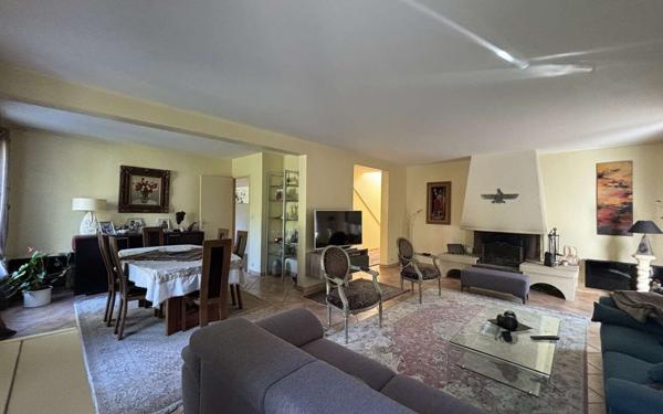 Maison à vendre    7 pièces • 210 m2 Boissise-le-Roi