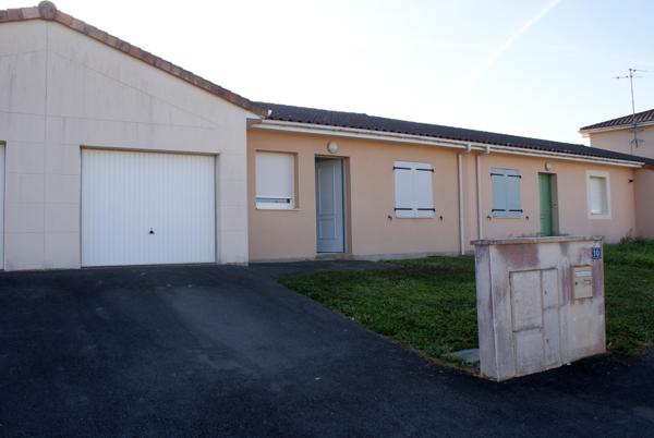 Location Maison T3 avec jardin - VOUNEUIL s/BIARD