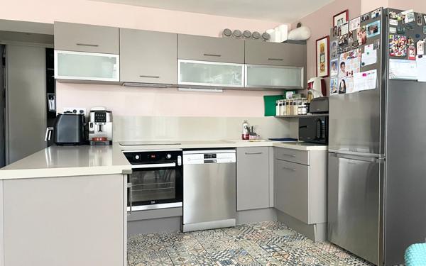 Appartement à vendre    4 pièces • 87,71 m2 Maisons-Alfort