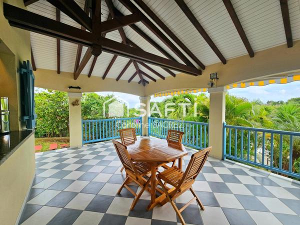 Tartane – Maison ventilée avec entrée indépendante et potentiel locatif, superficie totale : 147m2