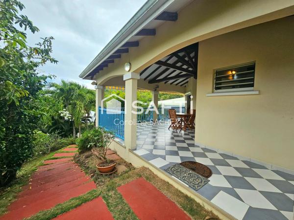 Tartane – Maison ventilée avec entrée indépendante et potentiel locatif, superficie totale : 147m2