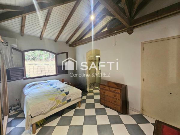 Tartane – Maison ventilée avec entrée indépendante et potentiel locatif, superficie totale : 147m2