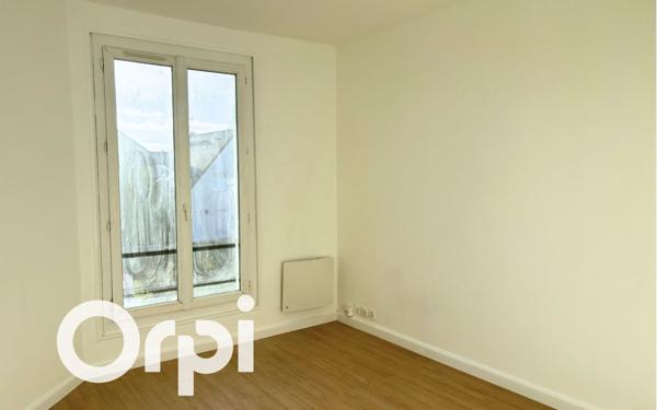 Appartement à louer    2 pièces • 36,28 m2 Trappes