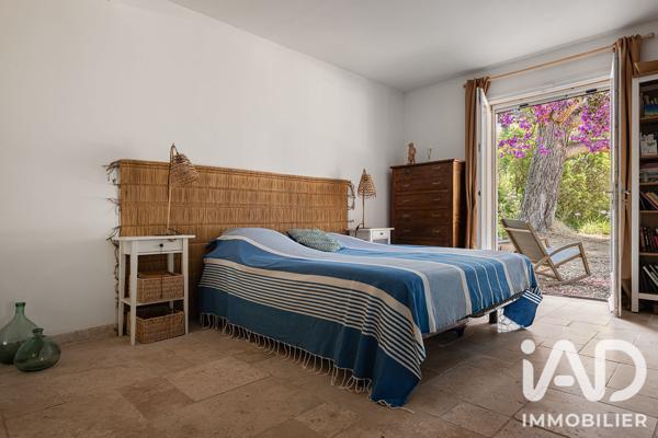 Maison à vendre 10 pièces 250 m² Sanary-sur-Mer