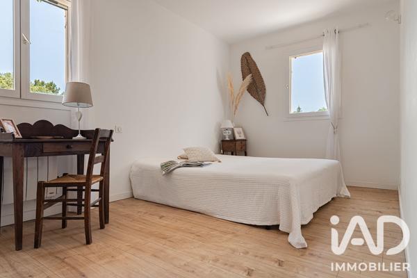 Maison à vendre 10 pièces 250 m² Sanary-sur-Mer