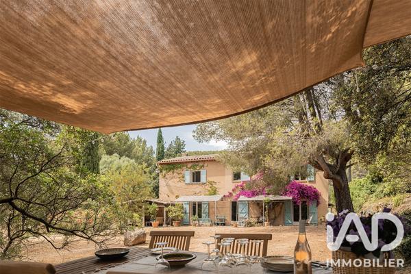 Maison à vendre 10 pièces 250 m² Sanary-sur-Mer
