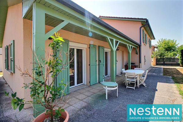 Maison familiale fonctionnelle jardin, garage et stationnements 69150 Décines Charpieu