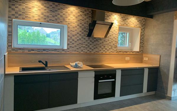 Appartement à louer    3 pièces • 117 m2 Le Creusot