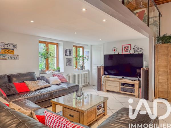 Maison à vendre 8 pièces 213 m² Lyon 9