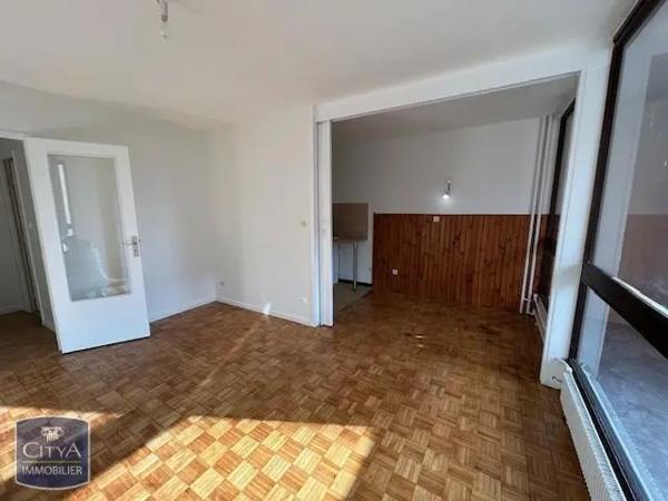 Appartement à louer 1 pièce 39.1m²